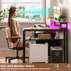 Bureau d'angle en L noir/marron/gris foncé/blanc/gris clair avec station de charge, tiroirs pour dossiers et étagères – 1 personne