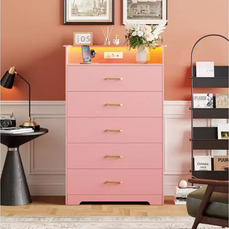 Commode haute à 5 tiroirs avec lumière LED et station de charge – Noir / Rose / Rétro / Blanc
