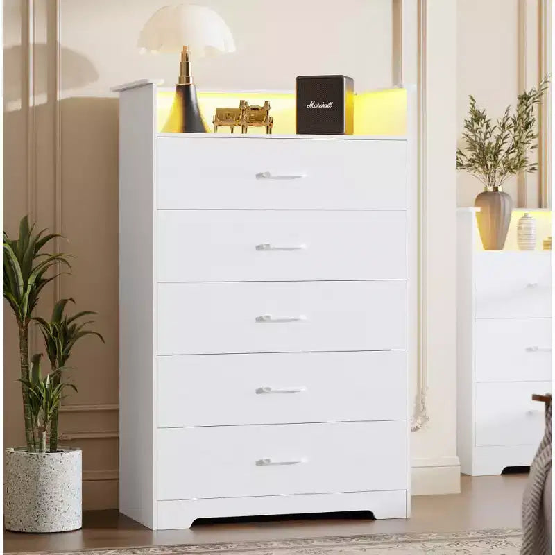 Commode haute à 5 tiroirs avec lumière LED et station de charge – Noir / Rose / Rétro / Blanc