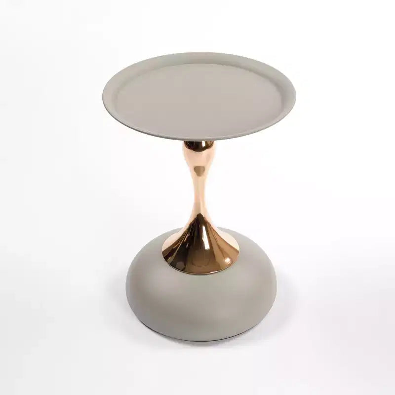 Table d'appoint ronde en métal gris mat/noyer avec pied en queue de sirène, pour 1