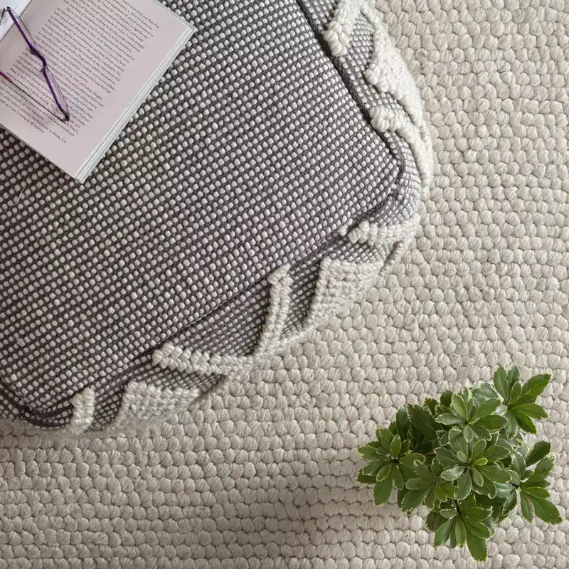 Pouf carré gris/ivoire, 1 personne